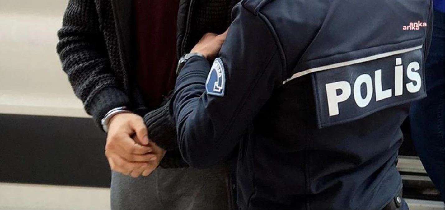 İstanbul\'da FETÖ operasyonunda 4 şüpheli yakalandı