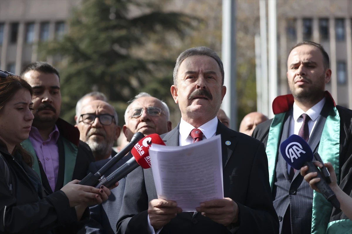 İYİ Parti Ankara İl Teşkilatı Tutuklanan Gazetecilere Destek Açıklaması Yaptı