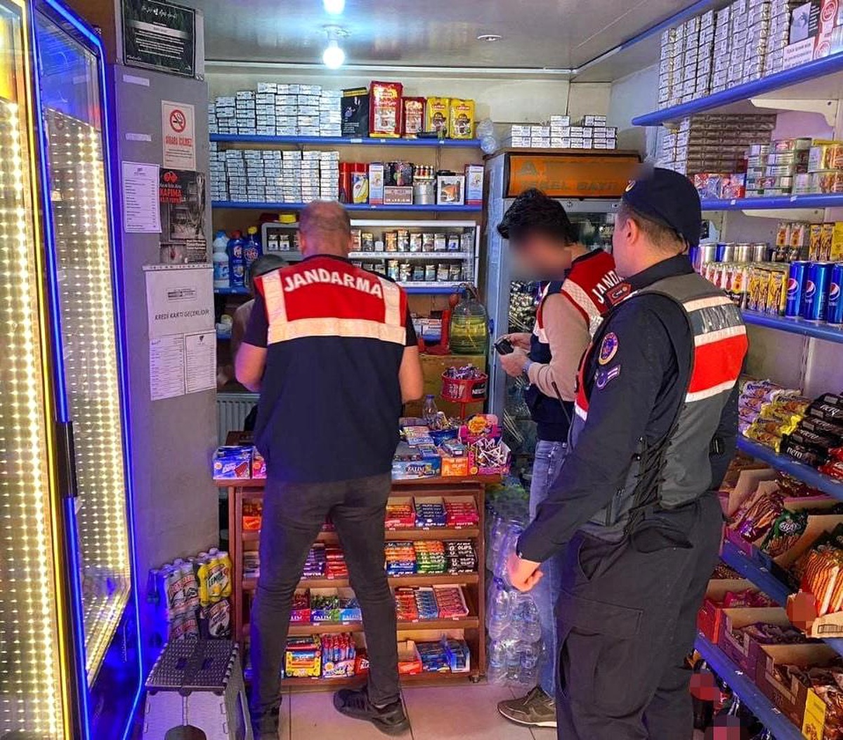 Zonguldak\'ta Jandarma Ekipleri Tarafından Türkiye Duman Uygulaması Gerçekleştirildi