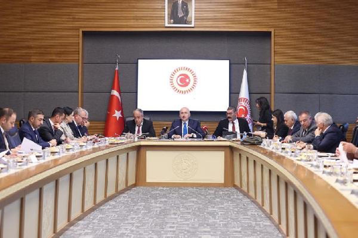 TBMM\'de kentsel dönüşüm teklifi görüşülüyor