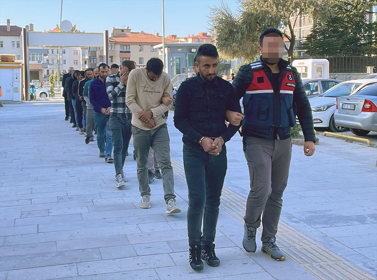 Niğde\'de Uyuşturucu Operasyonunda 21 Zanlı Gözaltına Alındı