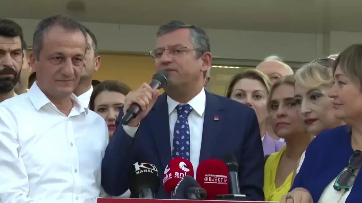 Özgür Özel: Türkiye\'de kazandığımız büyükşehirleri artırmak zorundayız