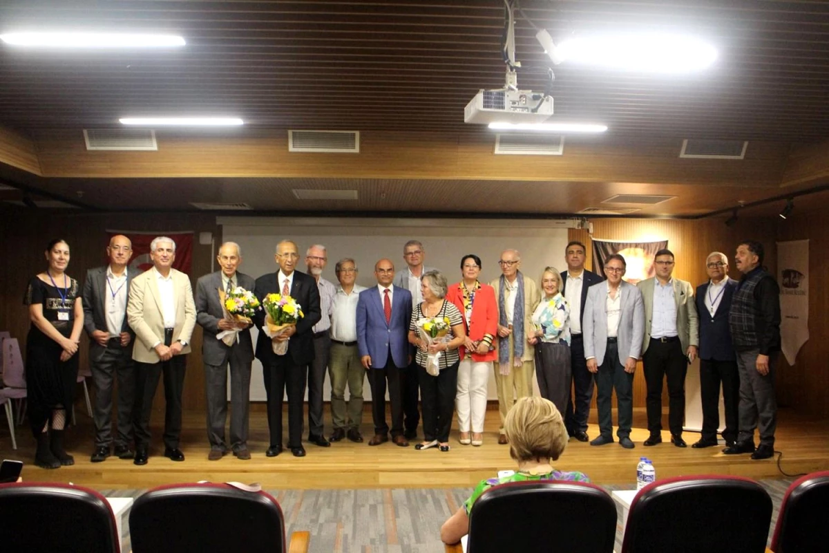 PAÜ Öğretim Üyesi Prof. Dr. Bilal Söğüt\'e Kültürel Mirasa Katkı Ödülü Verildi
