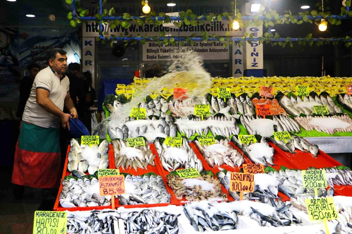 Diyarbakır\'da Balık Satışları Artıyor