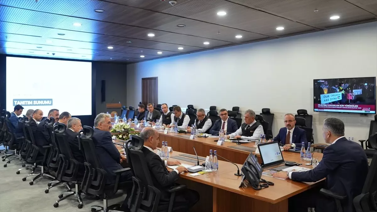 İçişleri Bakanı Ali Yerlikaya başkanlığında uyuşturucuyla mücadele toplantısı yapıldı