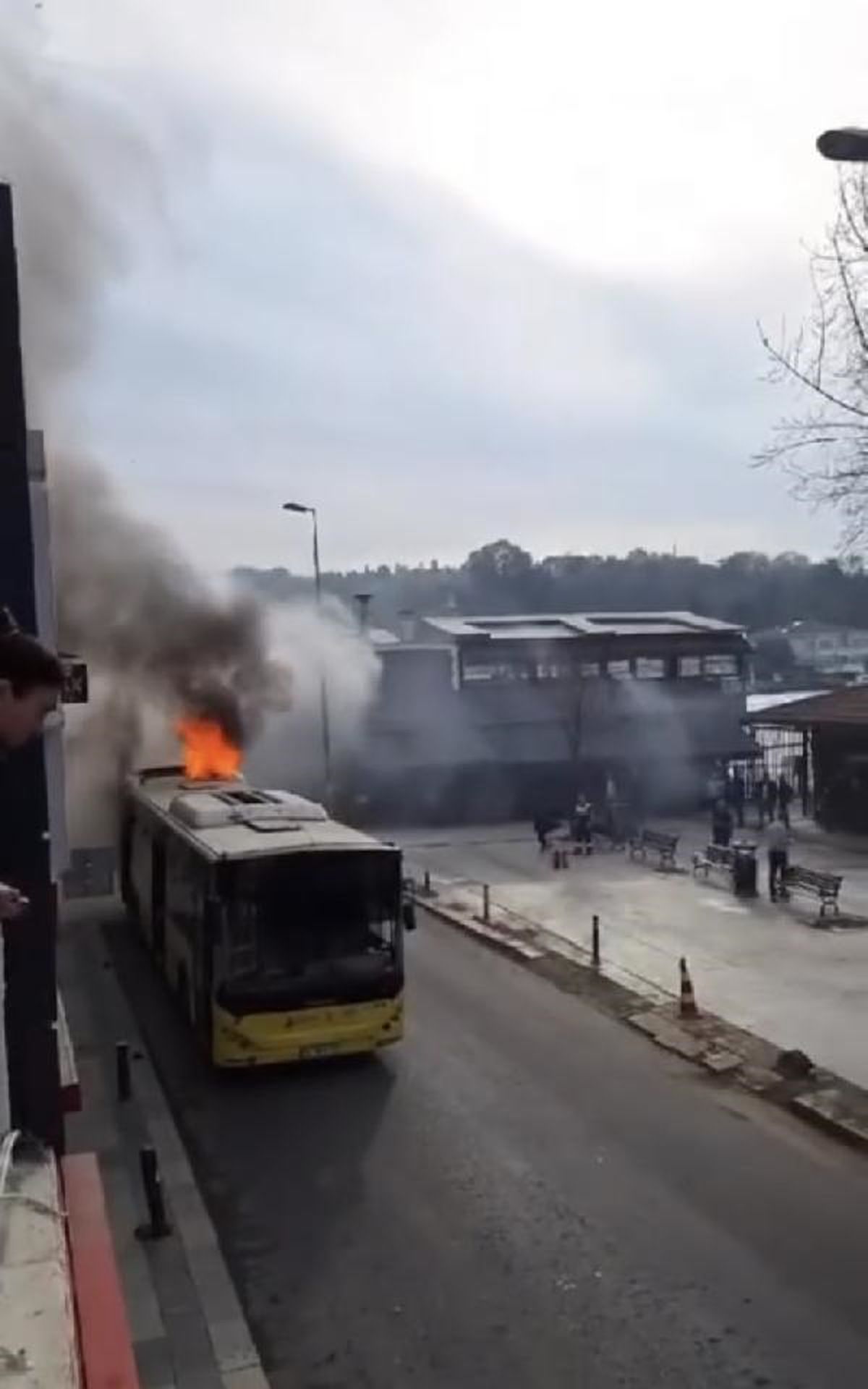 Beykoz\'da İETT Otobüsünde Yangın Çıktı