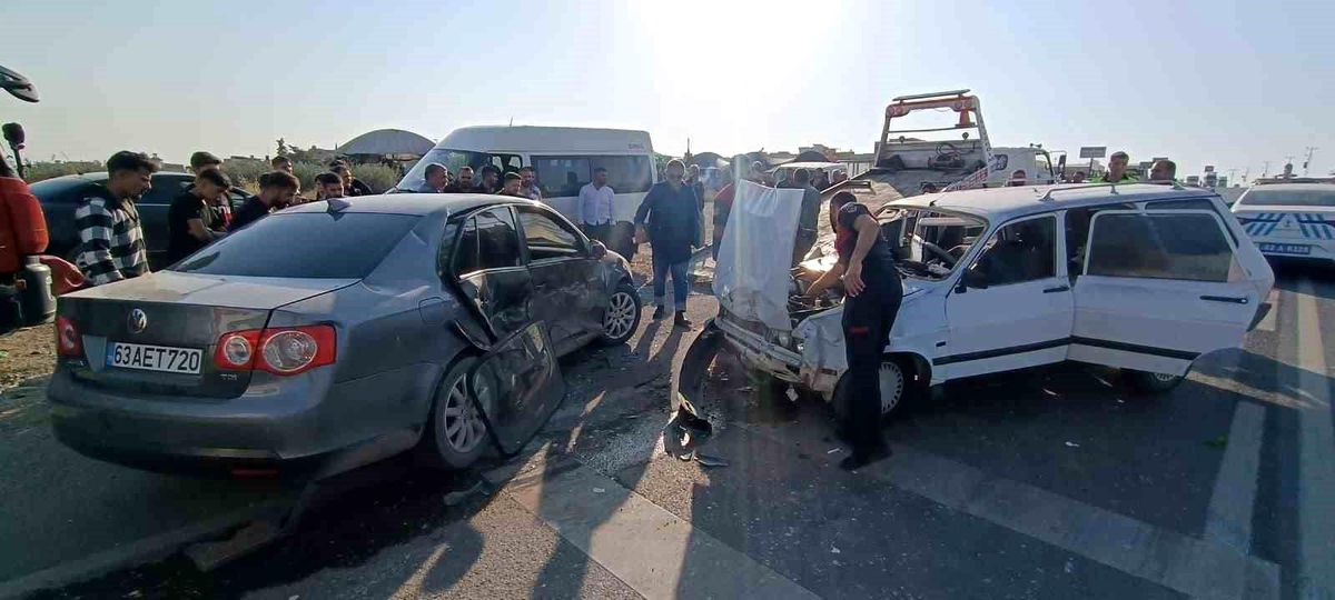 Şanlıurfa\'da trafik kazası: 3 kişi yaralandı