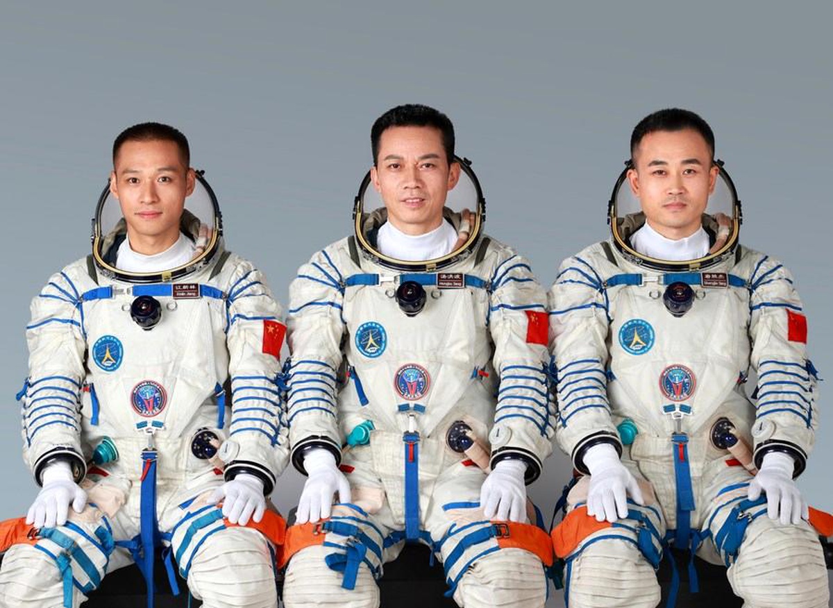 Çin, Shenzhou-17 Uzay Aracını Uzaya Göndermeye Hazırlanıyor