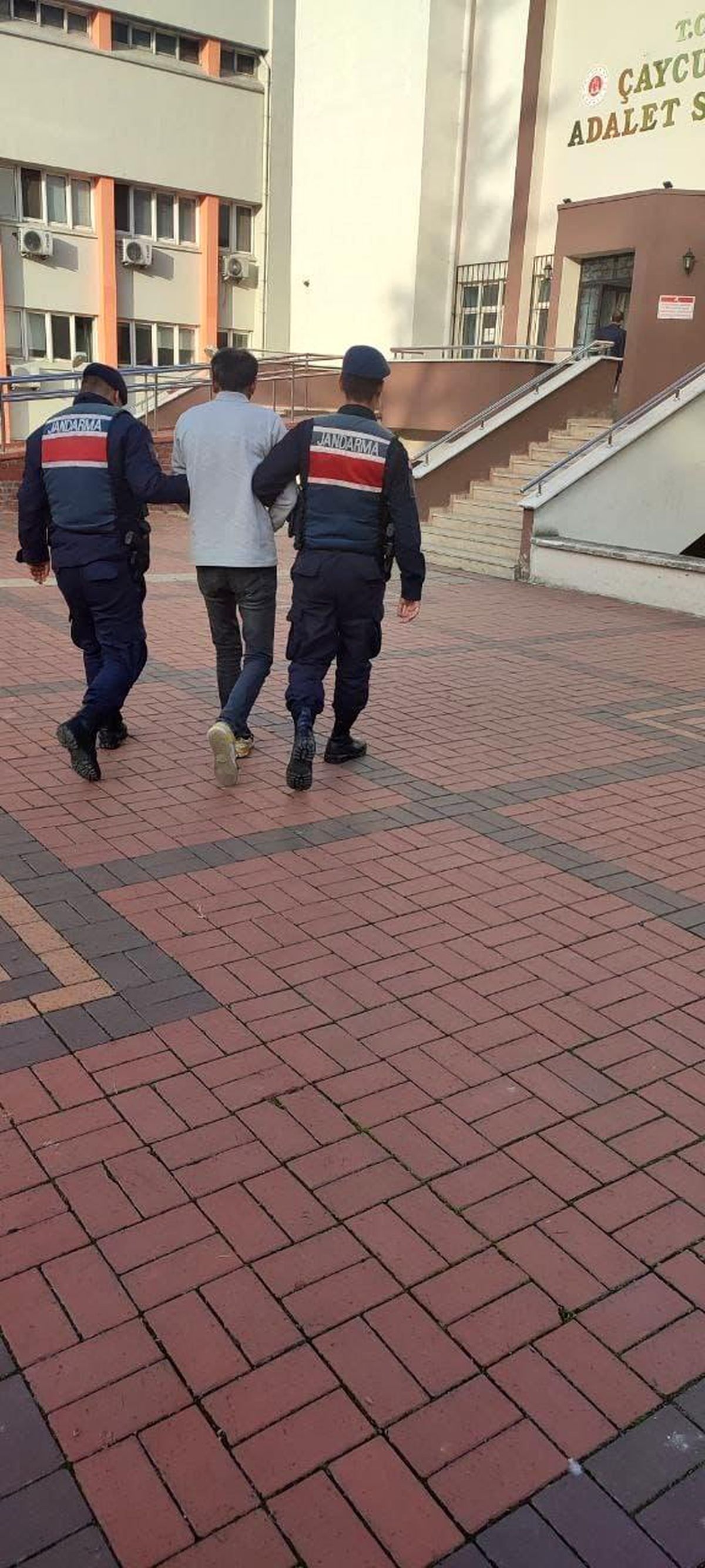 Zonguldak\'ta Çocuğa Karşı Cinsel İstismar Suçundan Hüküm Giyen Zanlı Yakalandı