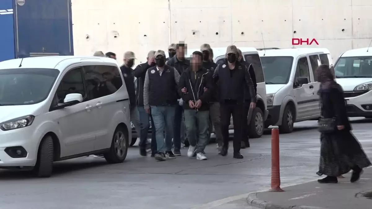 Eskişehir'de FETÖ/PDY Operasyonu: İhraç Polisler de Aralarında