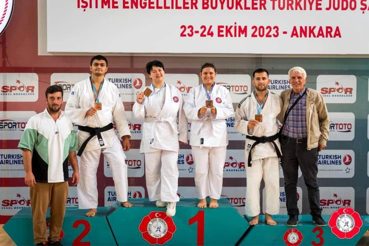 Eskişehirli judocular İşitme Engelliler Judo Şampiyonası\'nda 4 bronz madalya kazandı