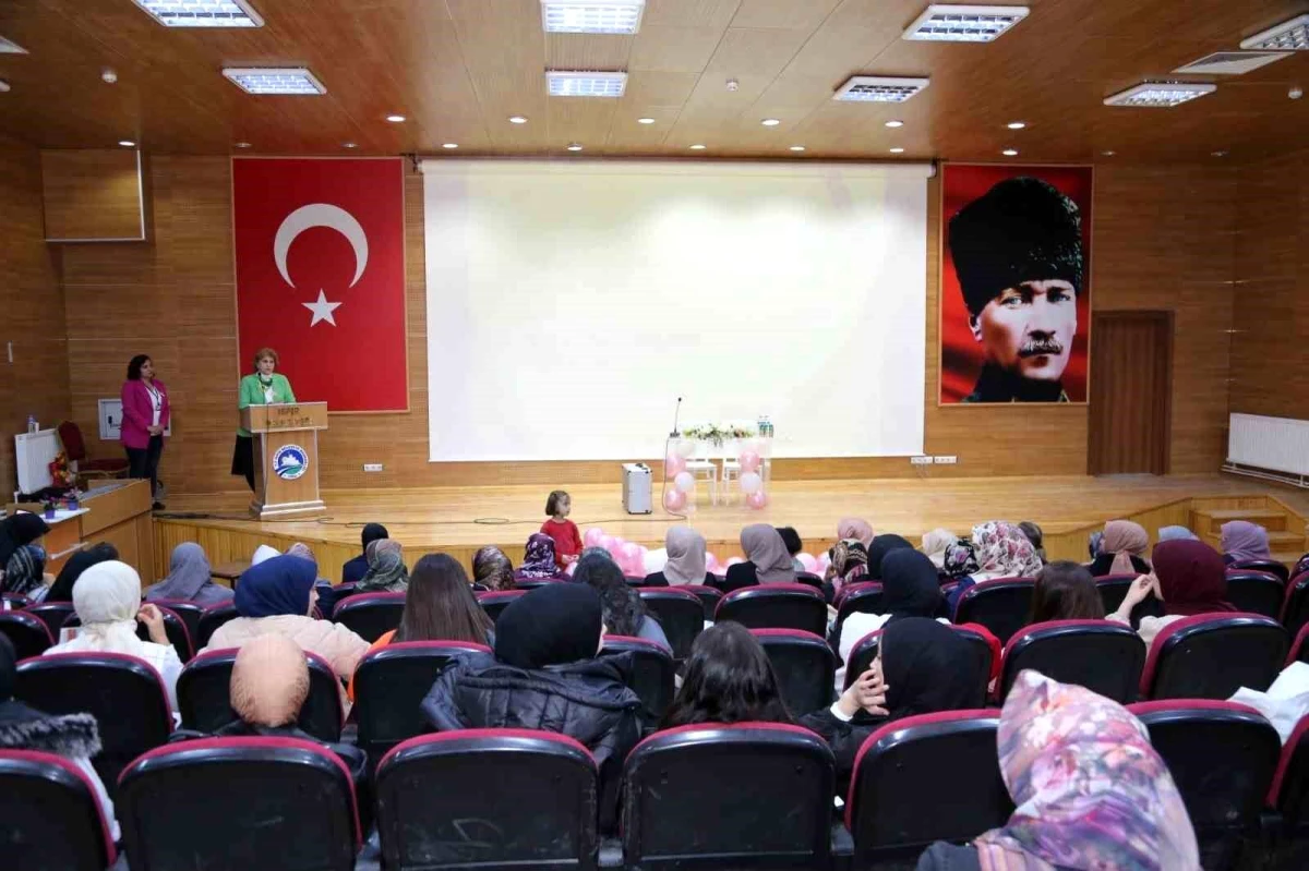 Erzurum İl Sağlık Müdürlüğü İspir Toplum Sağlığı Merkezince Meme Kanseri Farkındalık Eğitimi Düzenlendi