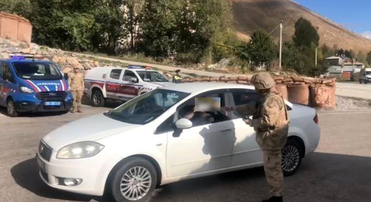 Van İl Jandarma Komutanlığı Trafik Denetimlerine Devam Ediyor