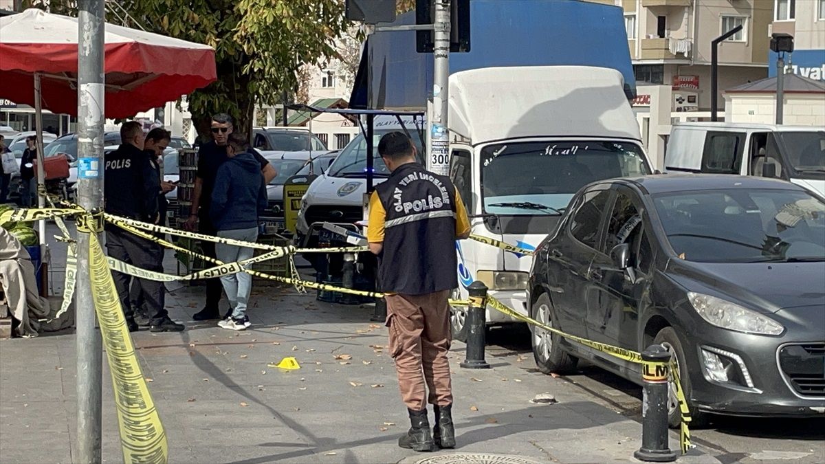 Kartal\'da çıkan kavgada silahlı saldırı: 2 yaralı