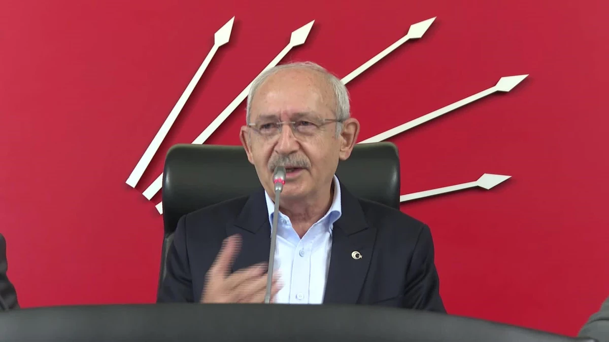 Kılıçdaroğlu, CHP Parti Meclisi Toplantısına Başkanlık Etti