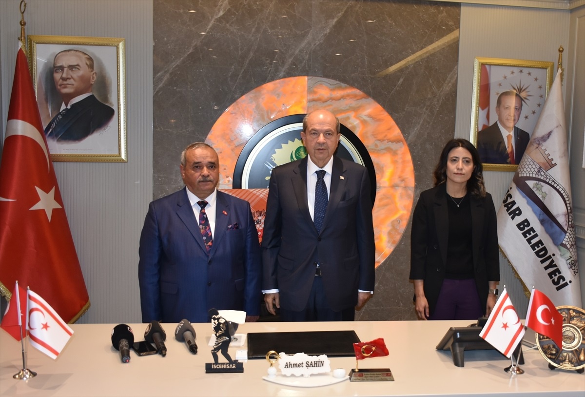 KKTC Cumhurbaşkanı Tatar, İscehisar Belediyesi ziyaretinde konuştu Açıklaması