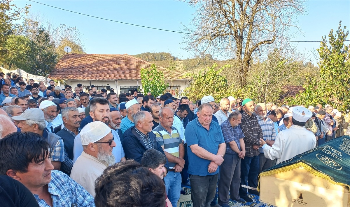 Çayırova\'da bıçaklı kavgada ölen çocuğun katil zanlısı tutuklandı