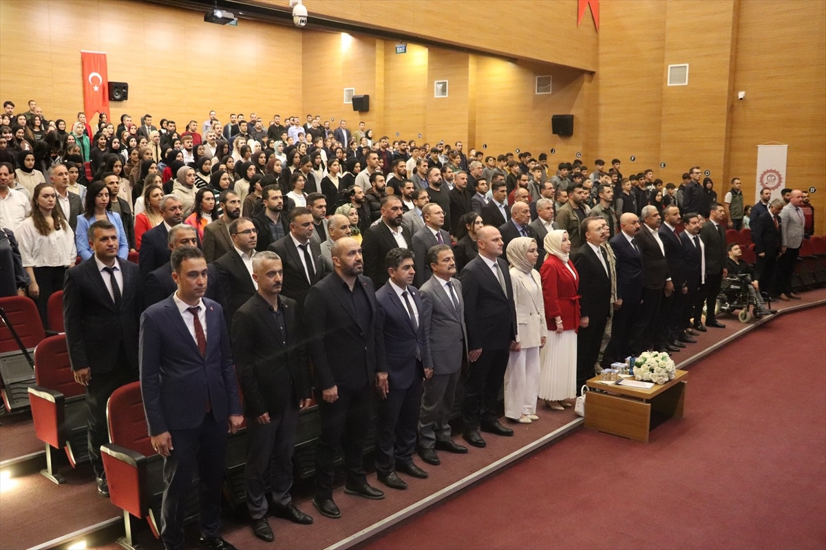 Siirt\'te Cumhuriyet\'in 100. yılı programı düzenlendi