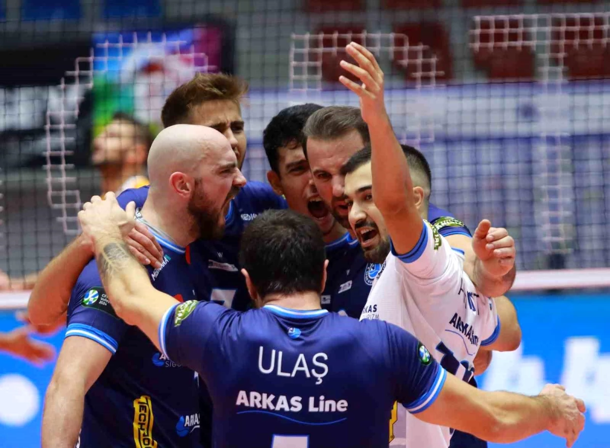 Arkas Spor, CEV Volleyball Cup 32\'li finalleri ilk maçında Mursa Osijek\'i mağlup etti