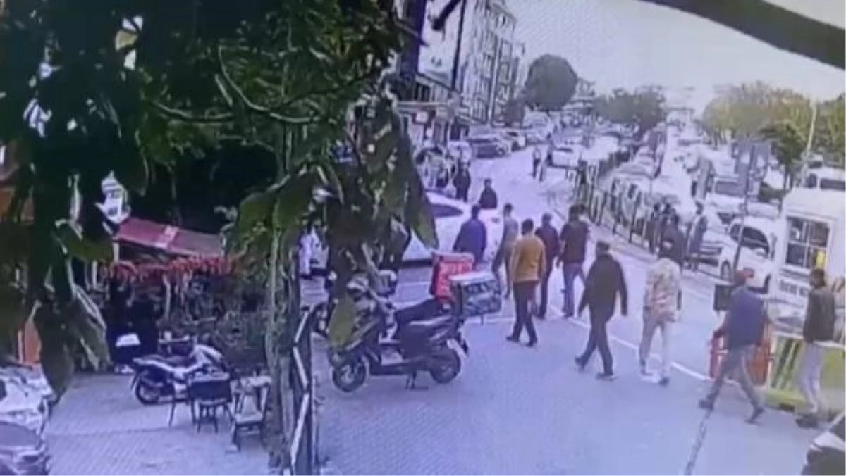 Bakırköy Adliyesi\'nde Cinayet Davası Kavgası Güvenlik Kamerasına Yansıdı