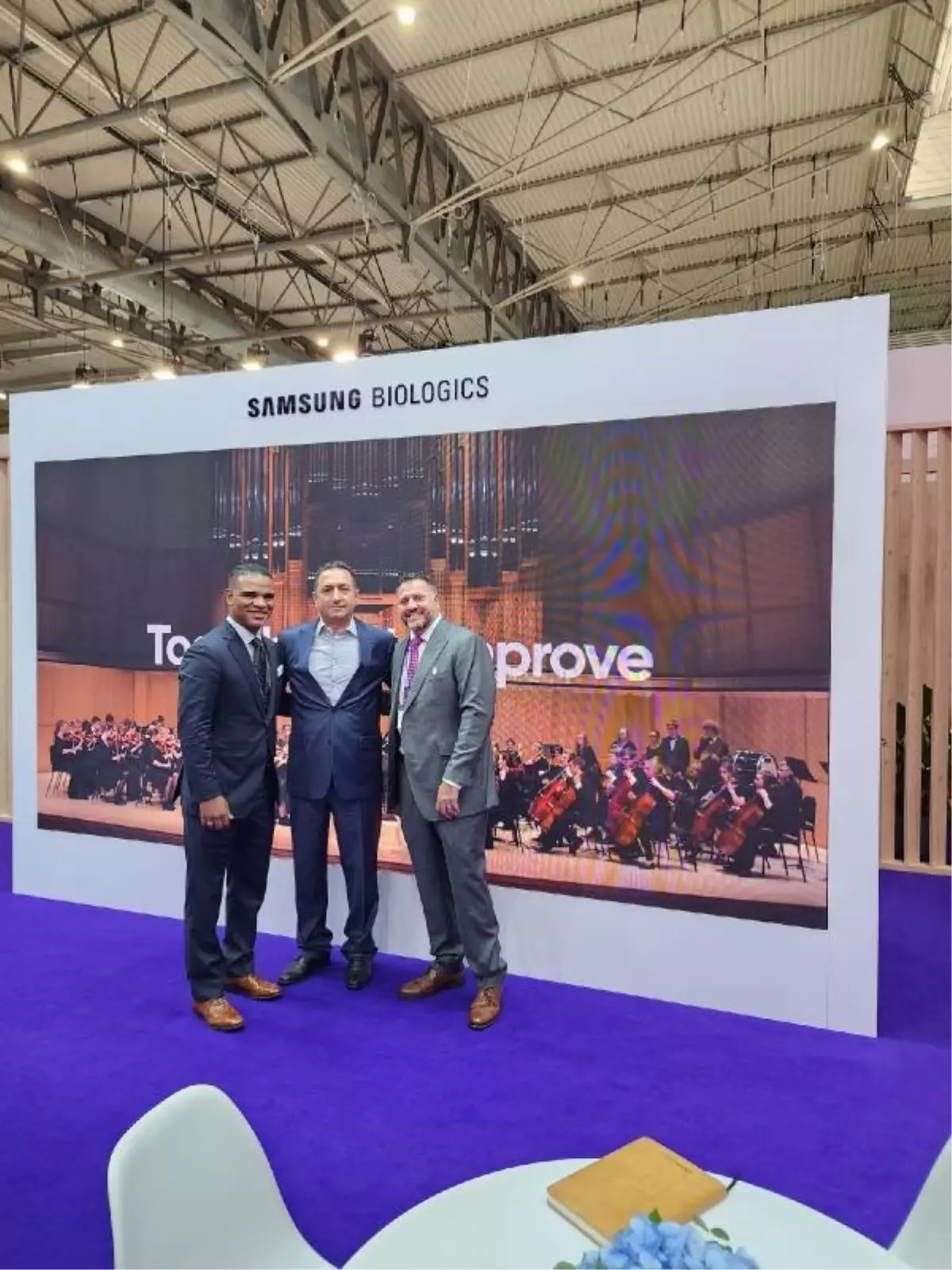 Biyoteknoloji İhtisas Organize Sanayi Bölgesi (BİOSB) ve Biyoteknoloji Sanayicileri Derneği (BİYOSAD) Yönetim Kurulu Başkanı Dr. Ercan Varlıbaş, Samsung Biologics ile yatırım projeleri için görüşmeler yapacak