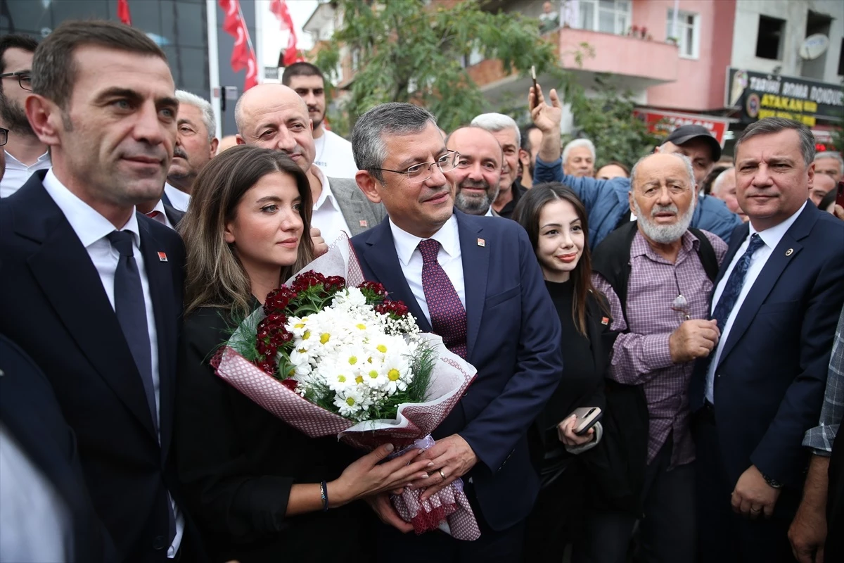 Özgür Özel, CHP Genel Başkanlığına adaylığını açıkladı