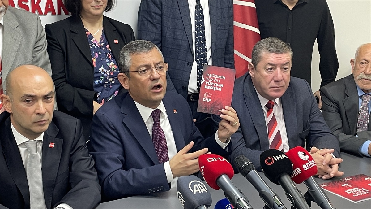 CHP Genel Başkan adayı Özel, Zonguldak\'ta konuştu Açıklaması