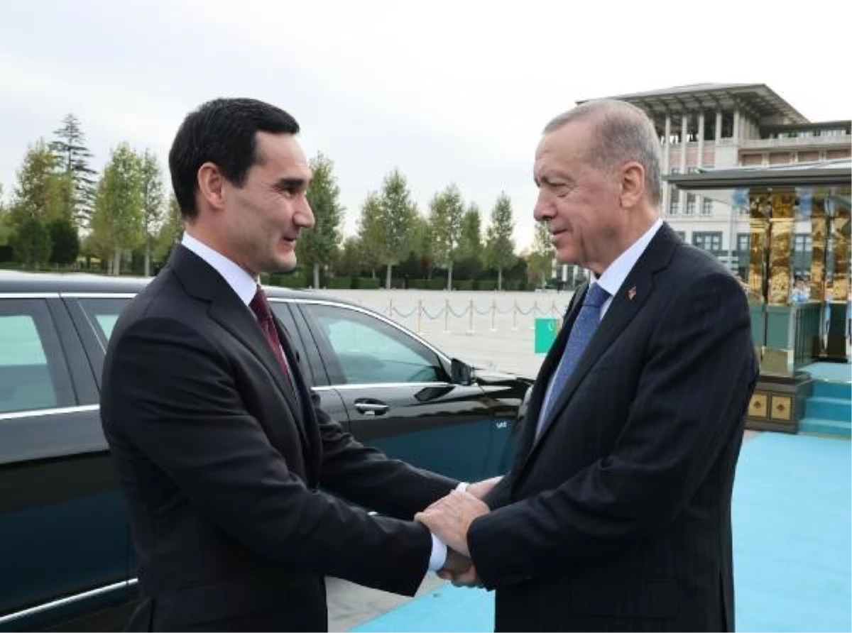Cumhurbaşkanı Erdoğan, Türkmenistan Devlet Başkanı Berdimuhammedov\'u resmi törenle karşıladı