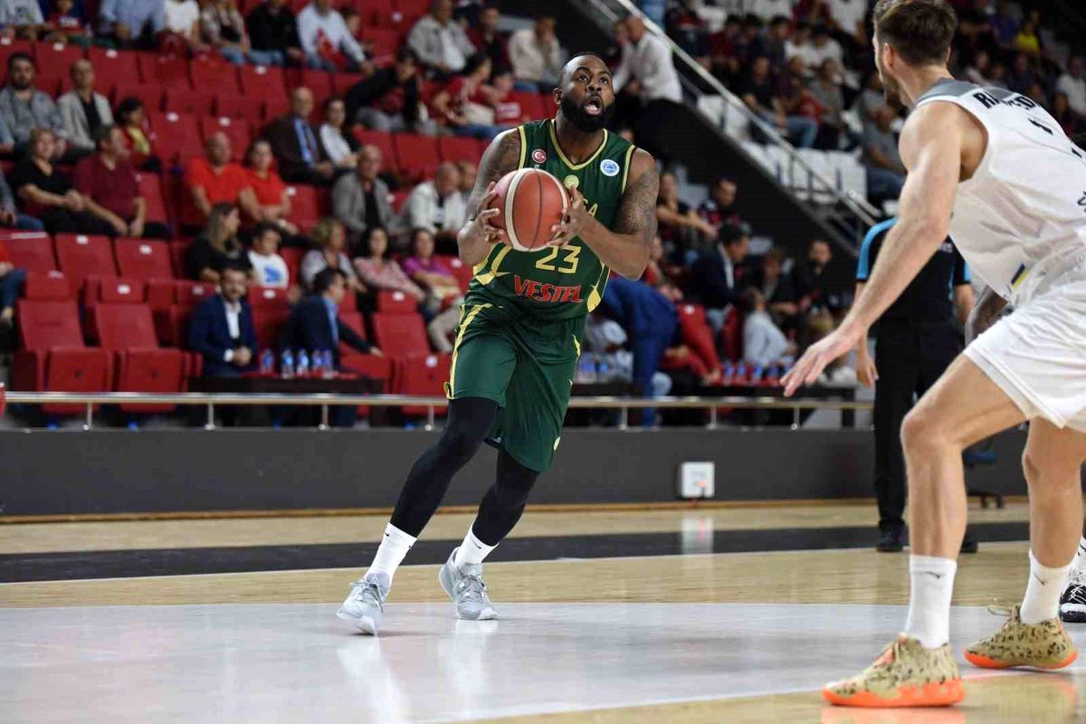 Manisa Büyükşehir Belediyespor, Norrkoping Dolphins\'i mağlup etti