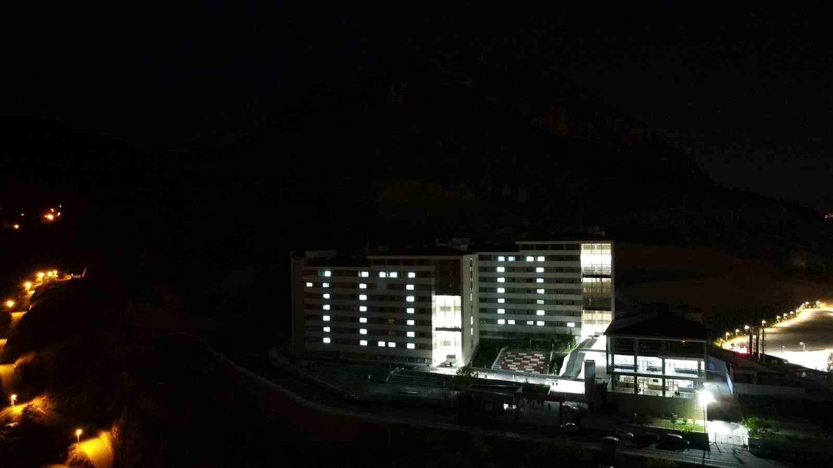 Gümüşhane\'de KYK Yurdunda Cumhuriyet\'in 100. yılı kutlandı