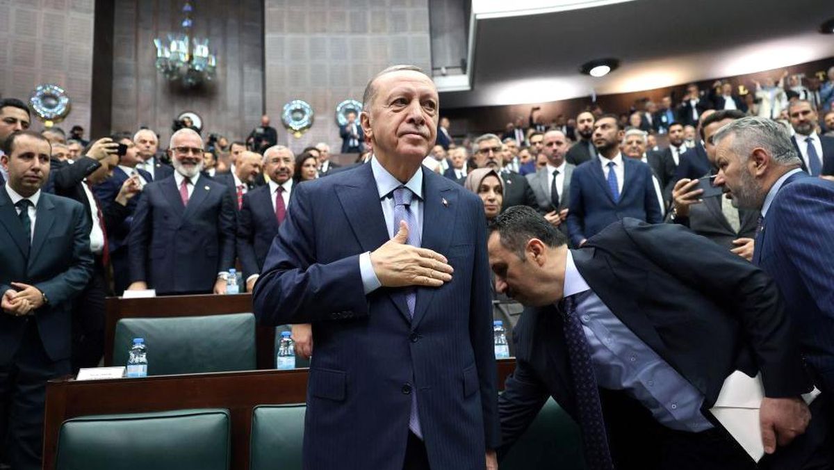 İsveç\'in NATO\'ya katılım protokolü Komisyon\'da: TBMM\'de onay süreci nasıl işleyecek, siyasi partiler nasıl tutum alabilir?