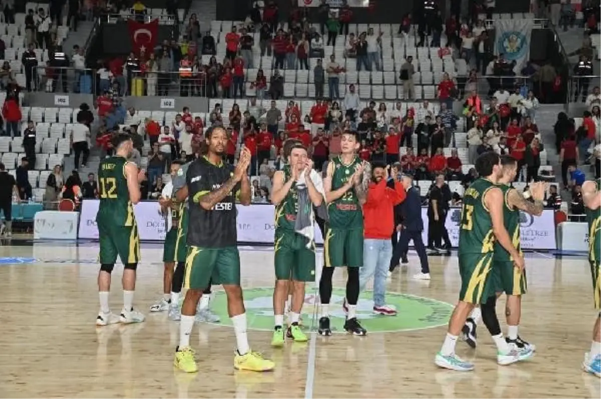 Manisa Büyükşehir Belediyespor, FIBA Europe Cup\'ta liderlik koltuğuna oturdu