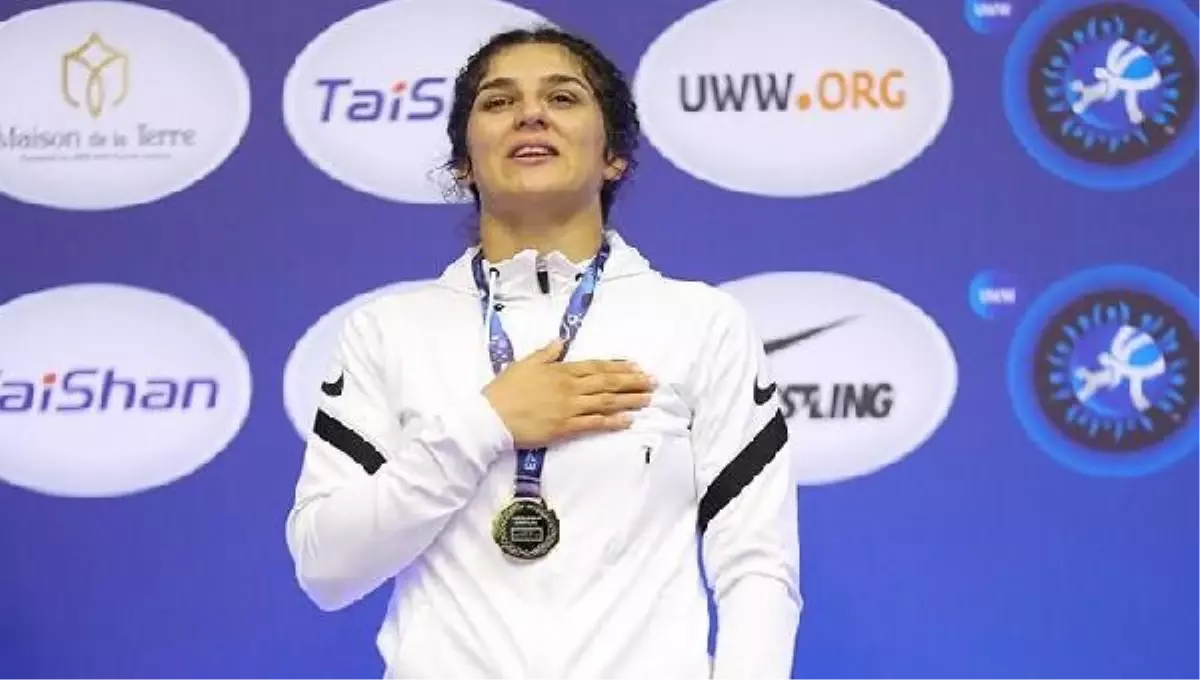 Nesrin Baş, U23 Dünya Güreş Şampiyonası\'nda 2. kez dünya şampiyonu oldu