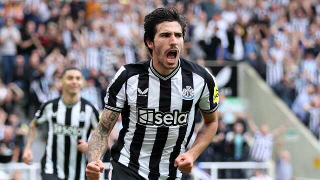 Newcastle United'ın yıldızı Tonali, spor bahisi oynadığı için 10 ay futboldan men edildi Newcastle United'ın yıldızı Tonali, spor bahisi oynadığı için 10 ay futboldan men edildi