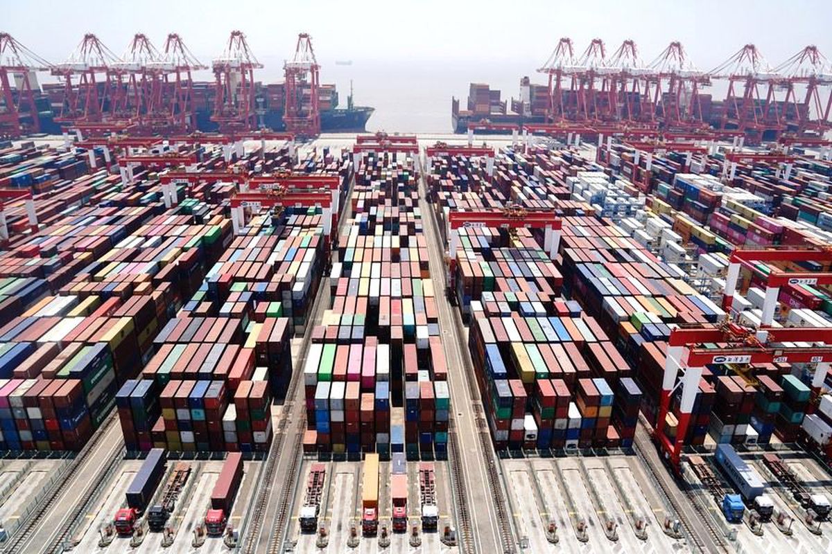 Shanghai\'nın İthalat ve İhracatı Arttı