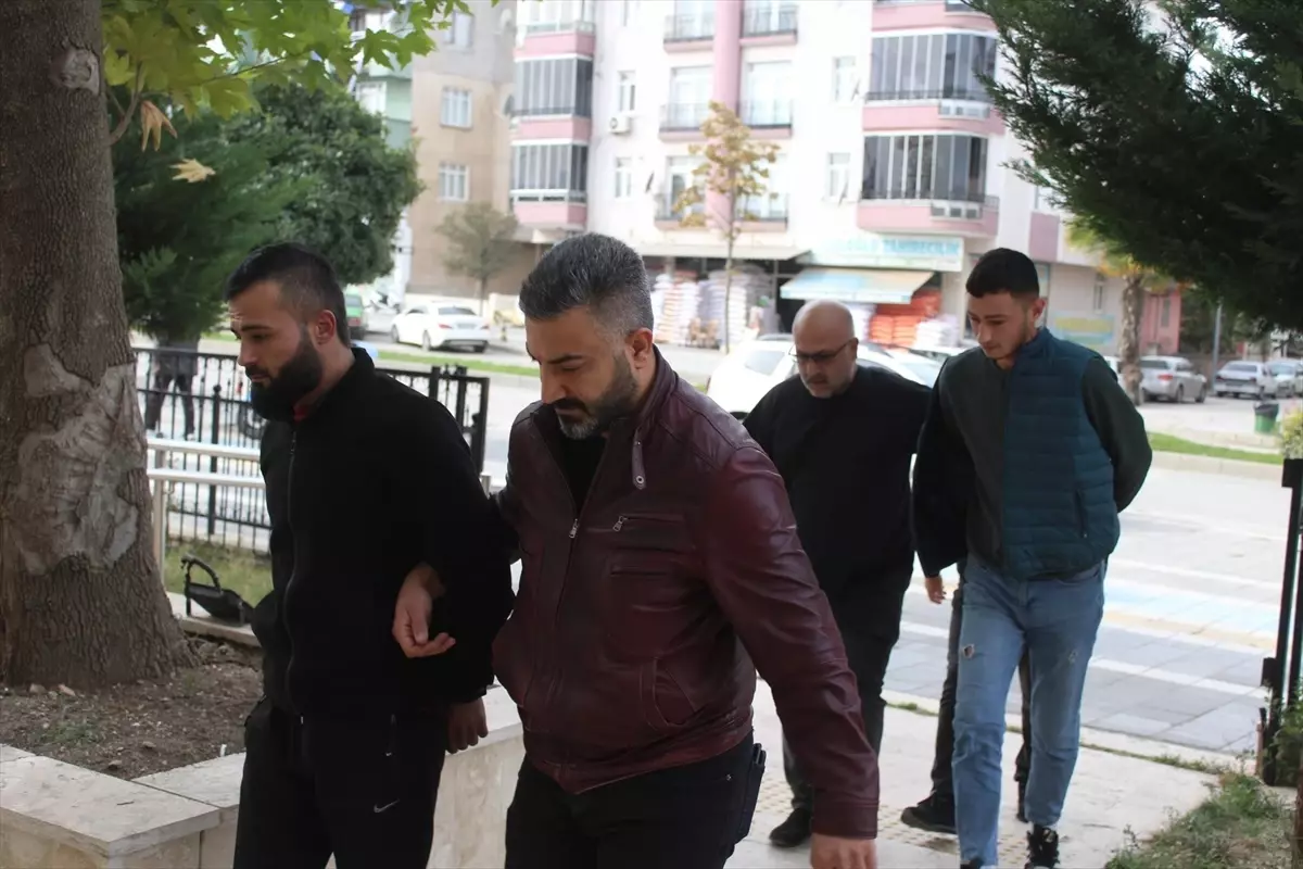 Tokat\'ta Uyuşturucu Operasyonu: 2 Şüpheliden 1\'i Tutuklandı