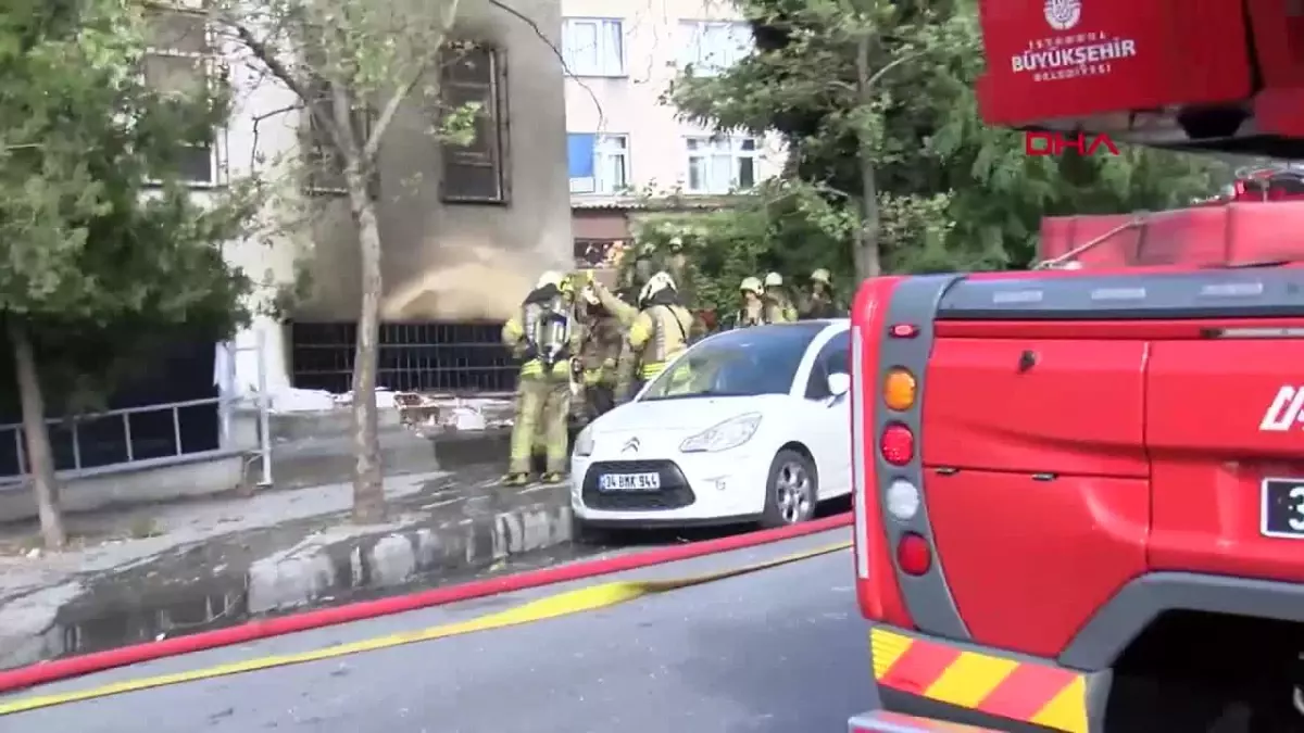 BAĞCILAR\'DA İŞ YERİNDE PATLAMA ANI KAMERADA