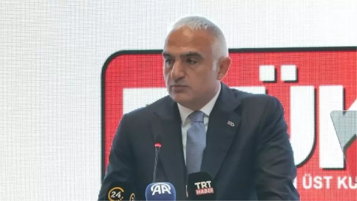 Bakan Ersoy: Türk Medyasının Güvenilirliğini Artırmalıyız