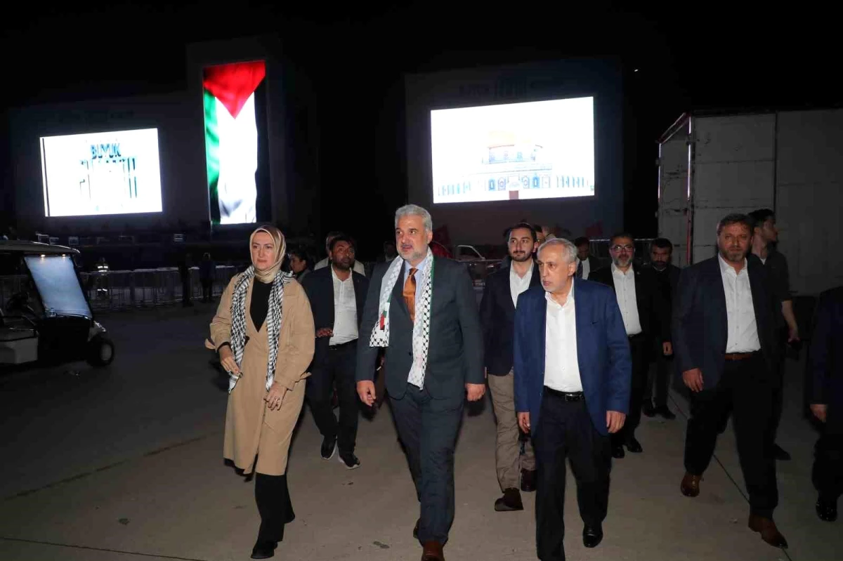 İstanbul\'da Büyük Filistin Mitingi Öncesi Toplantı Yapıldı