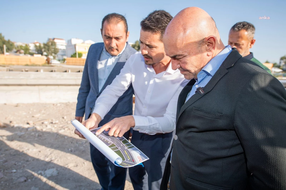 İzmir Büyükşehir Belediyesi, Çiğli\'de taşıt köprüsü inşaatını sürdürüyor