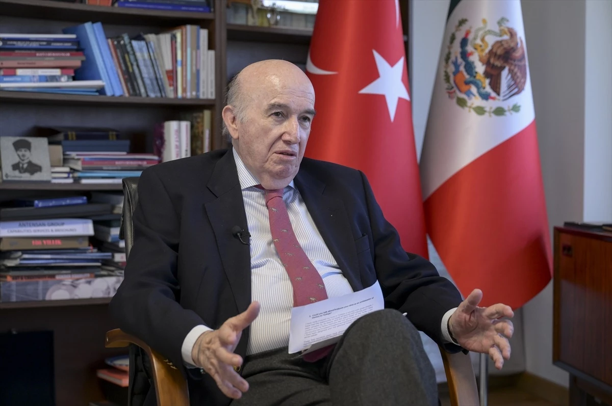 Meksika Büyükelçisi Türkiye\'nin 100. yılını tebrik etti