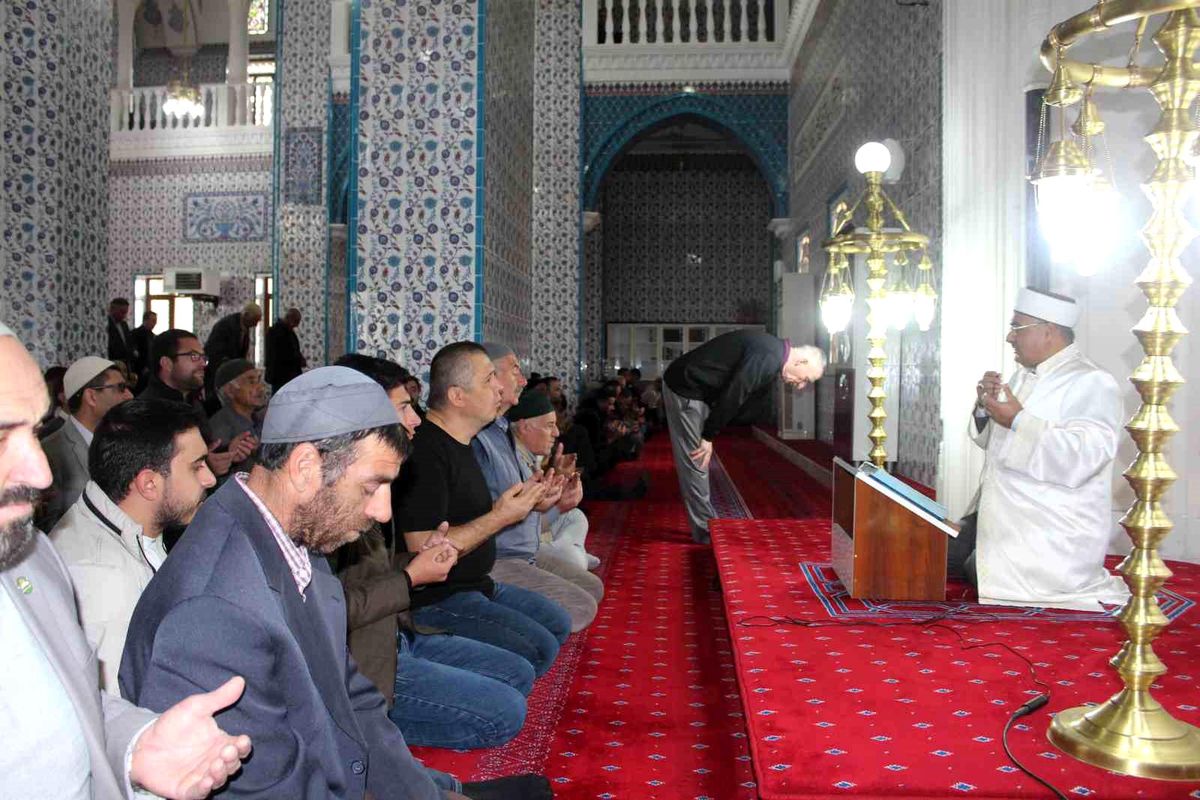 Iğdır\'da şehitler için Mevlid ve Hatim Duası programı