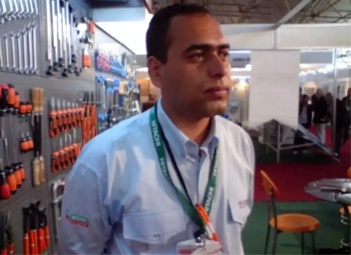 İzmir\'de \'yol vermeme\' tartışması sonucu adam tabancayla vurularak öldürüldü