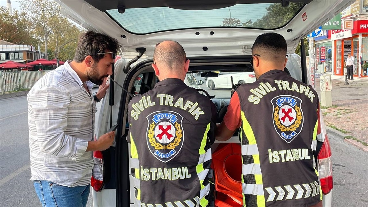 Kadıköy\'de Taksilere Yönelik Denetimde Kuralları İhlal Edenlere Cezai İşlem