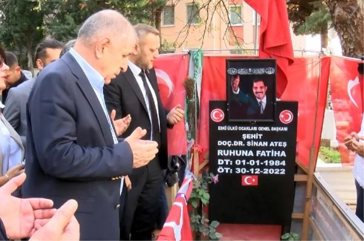 Zafer Partisi Genel Başkanı Özdağ, Kurtuluş Savaşı komutanlarından Albay Ali Rıza Bey\'in mezarını ziyaret etti