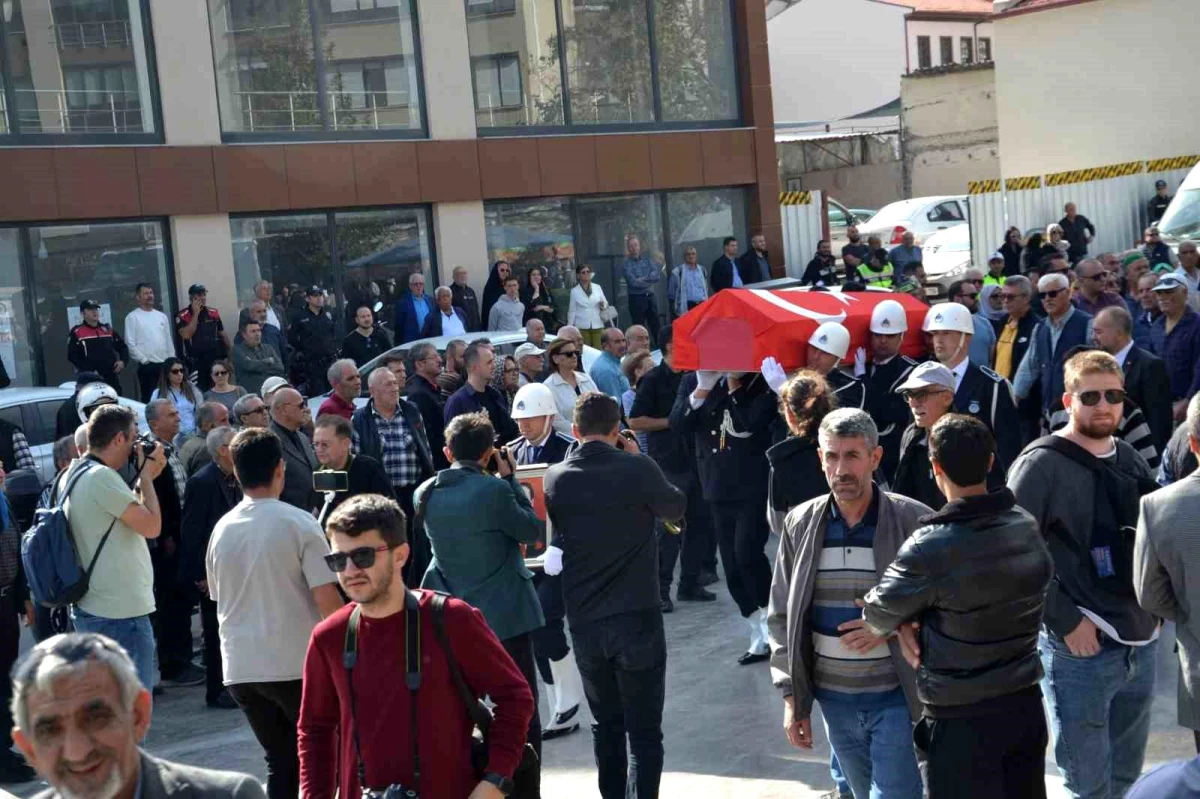 Balıkesir\'de İki Dönem Belediye Başkanlığı Yapan Sami Gökdeniz Hayatını Kaybetti