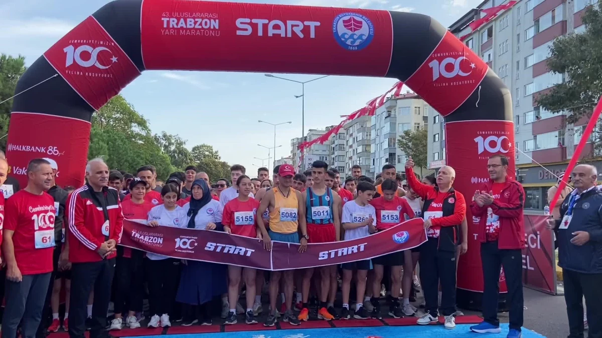 43\'üncü Uluslararası Trabzon Yarı Maratonu Koşuldu