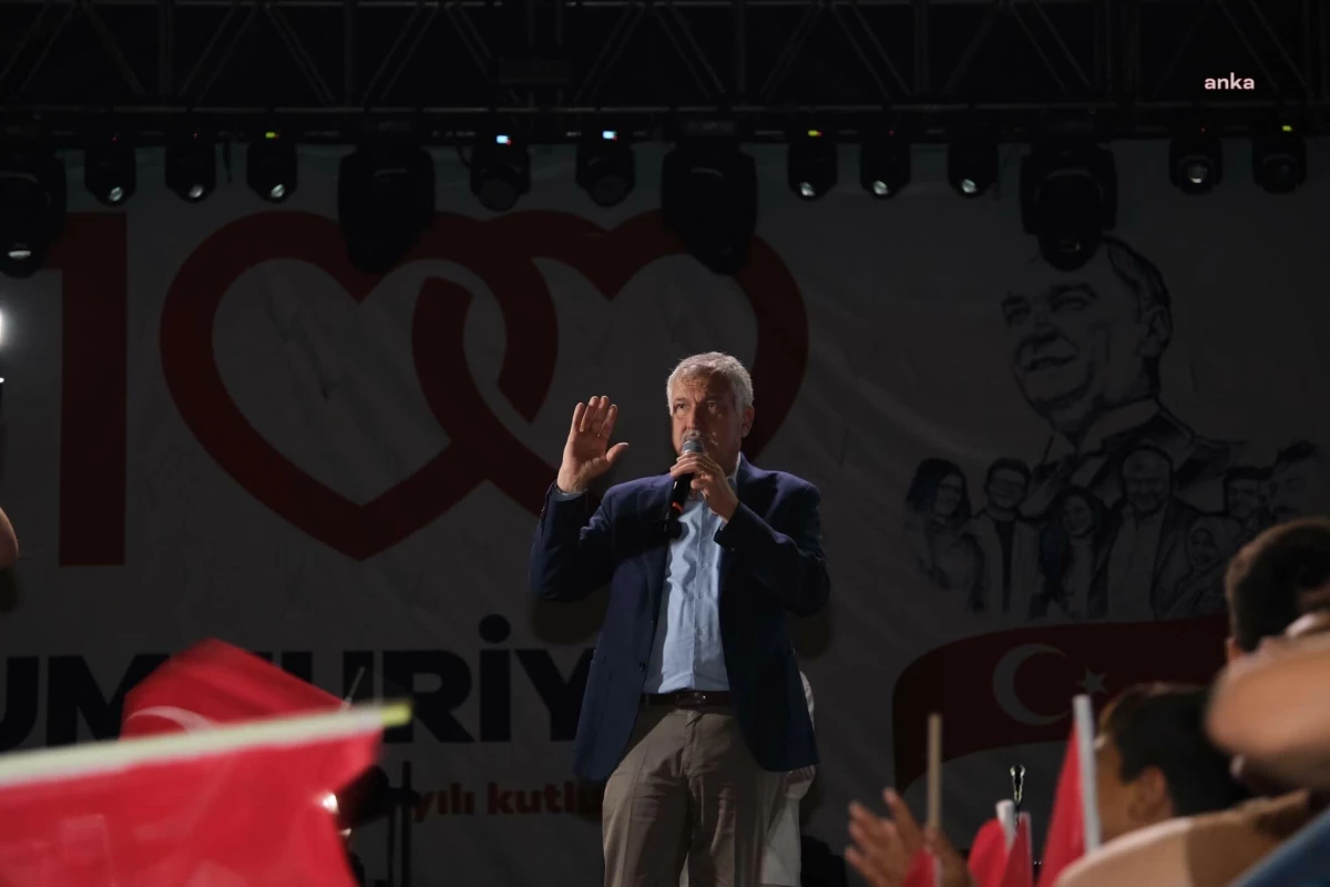 Adana Büyükşehir Belediyesi, Ceyhan\'da Cumhuriyet Bayramı\'nı kutladı