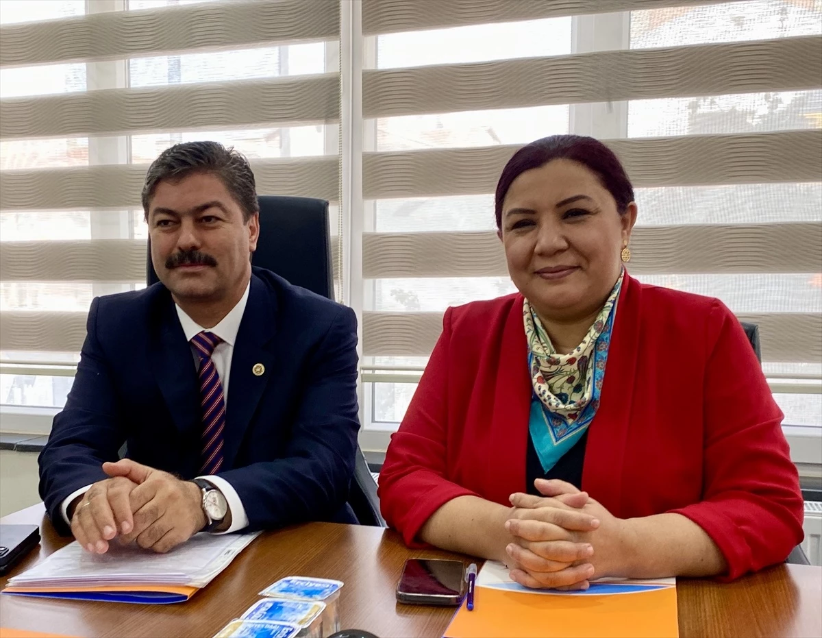 AK Parti Kırşehir Milletvekili Necmettin Erkan, Kentteki İhtiyaç ve Sorunlara Çözüm Üretiyor