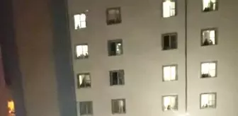 Bartın Üniversitesi'nde öğrenciler asansör sarsılması nedeniyle eylem yaptı